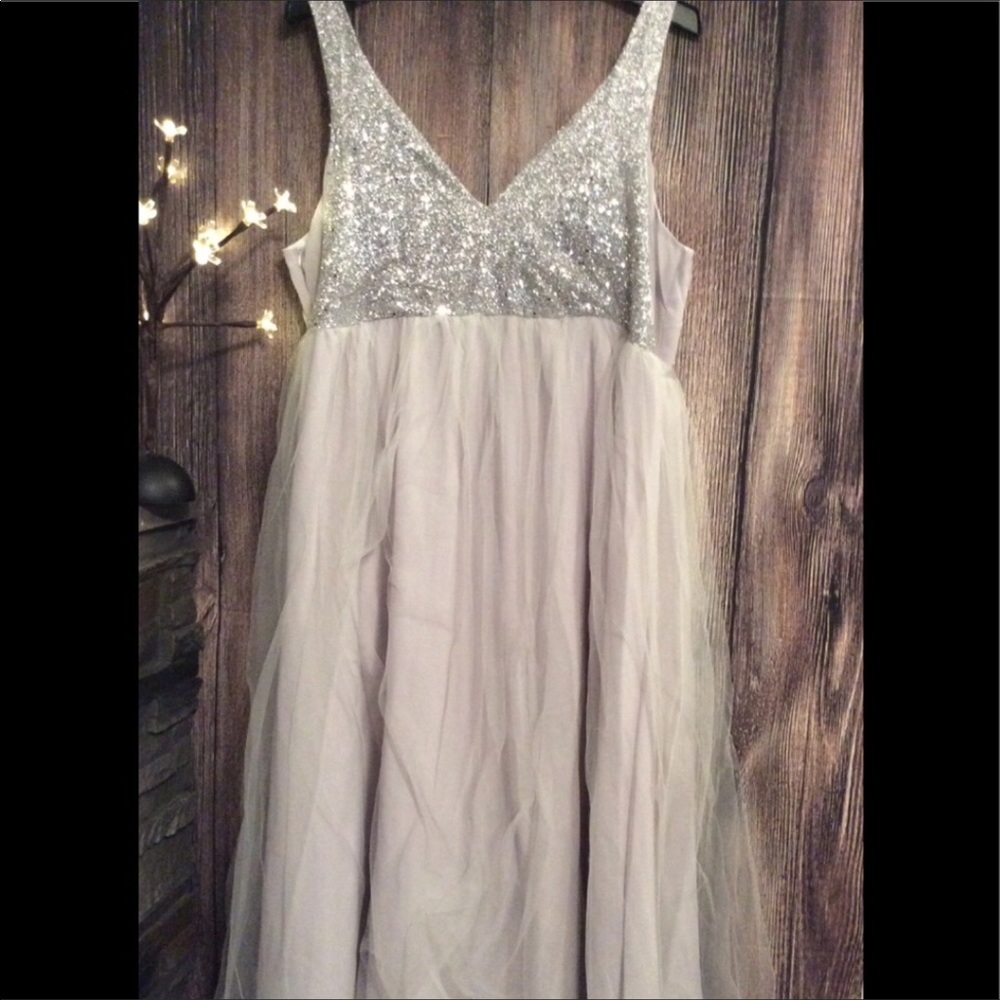 NEW Koseanna Glitzy Maternity Dress